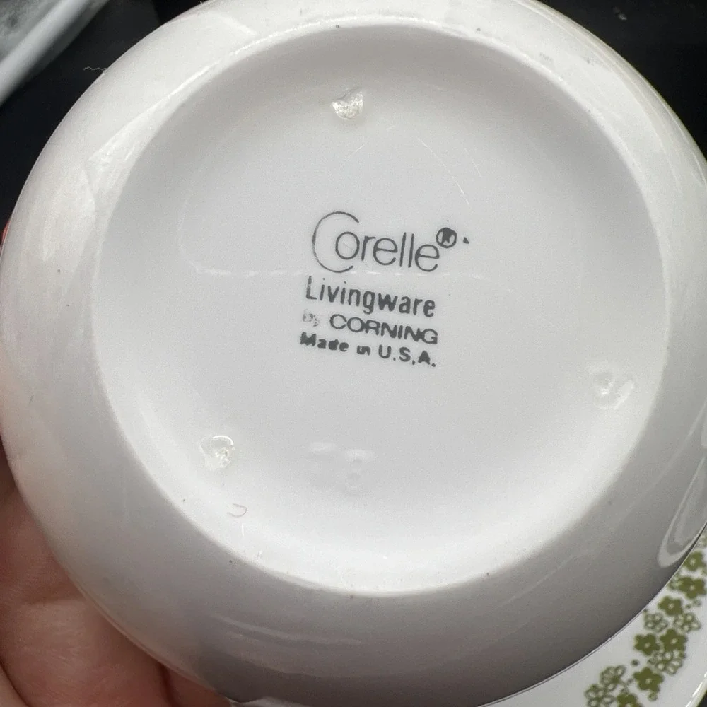 Vintage Corelle Green Spring Blossom Crazy Daisy Coffee Tea Cup Saucer Set of 4